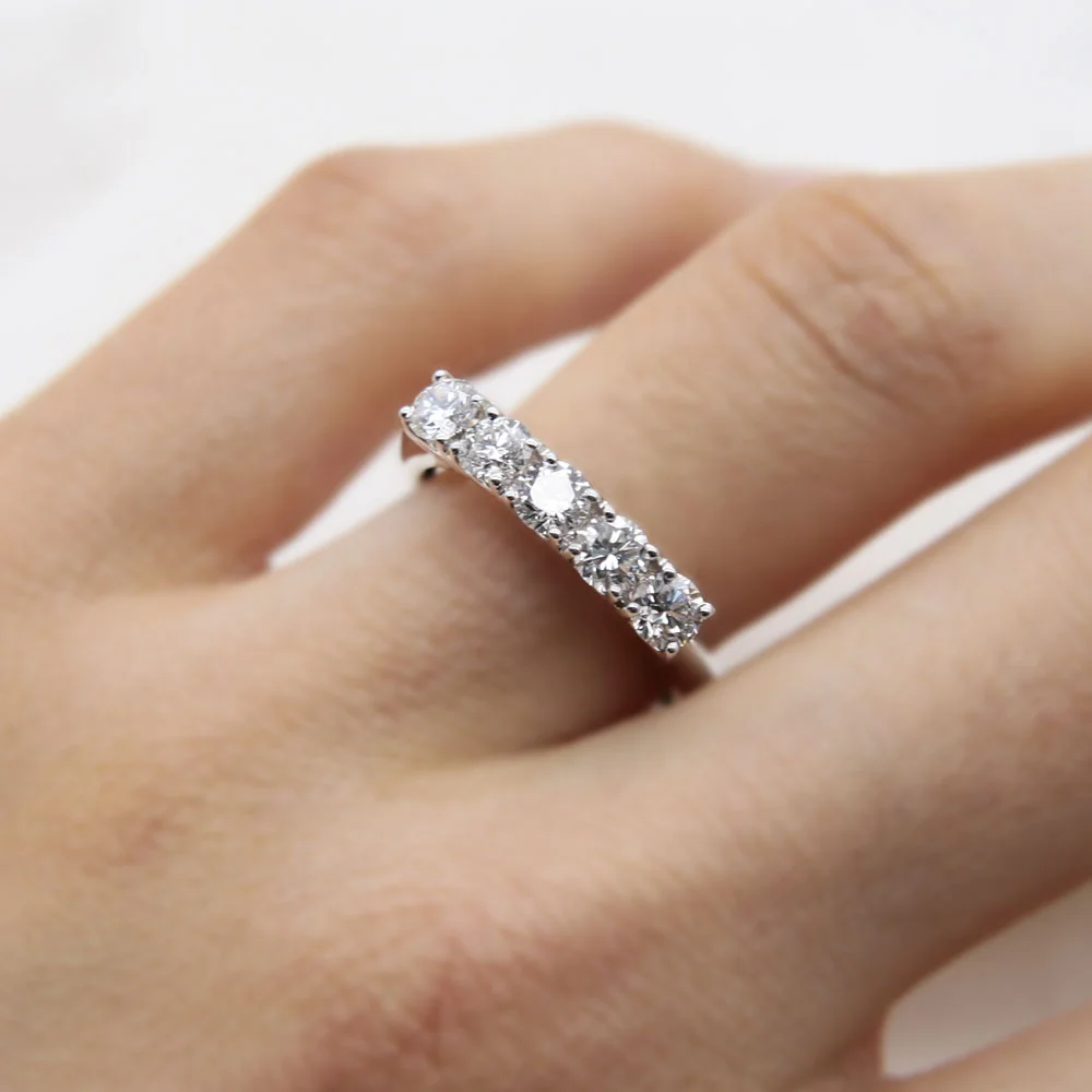 Anello Di Fidanzamento Trilogy Diamante Oro Bianco E Rosa 9K 3 Diamanti