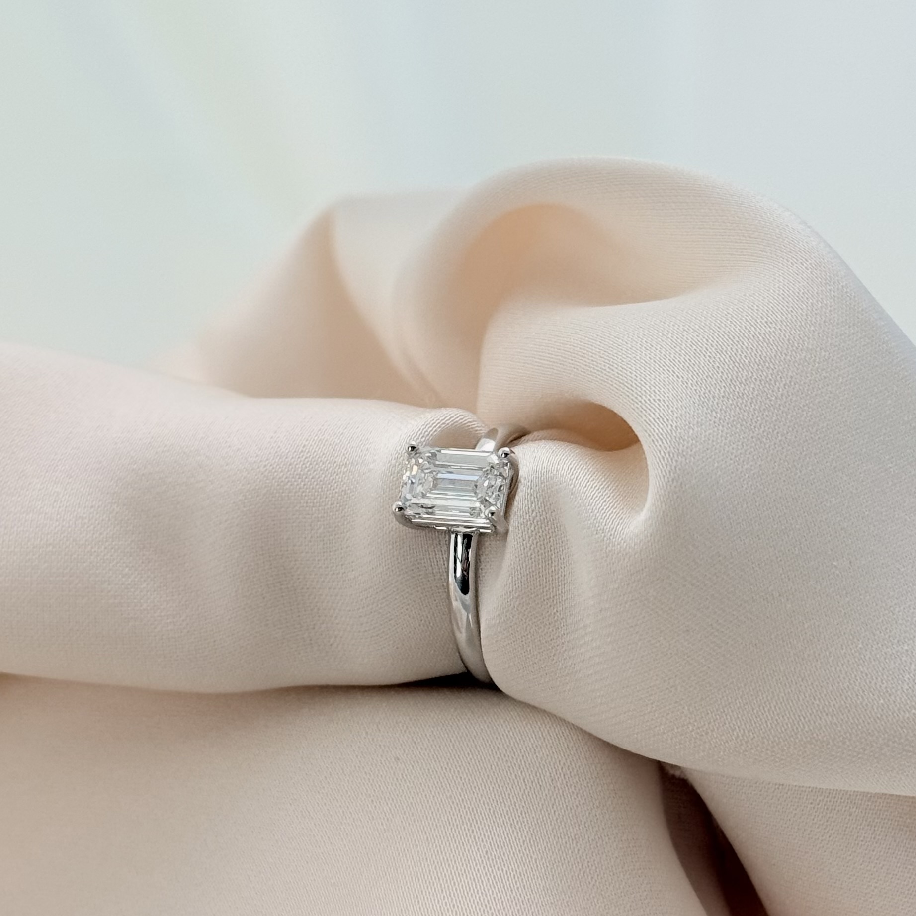 Anello Oro bianco e Diamante LB Smerlado